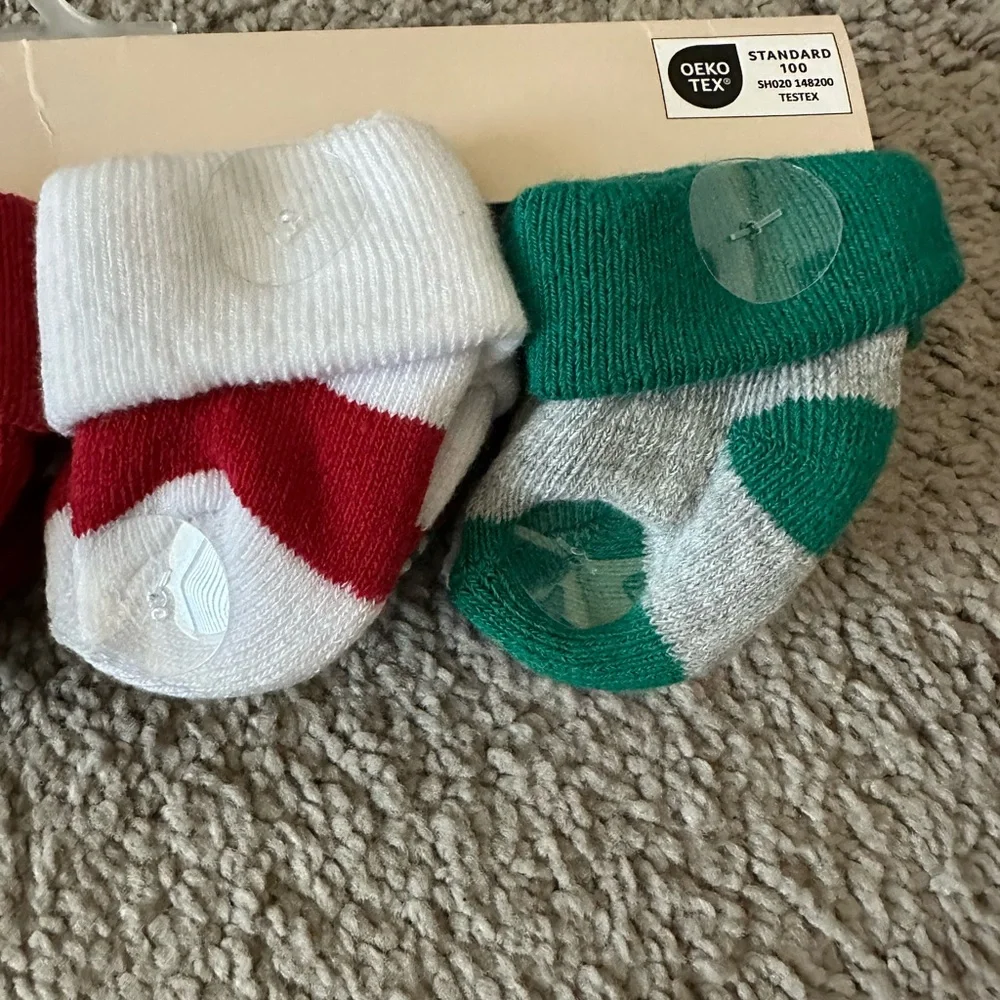 Capelli of New York Kids Holiday Socks Set - Red, Green, White
